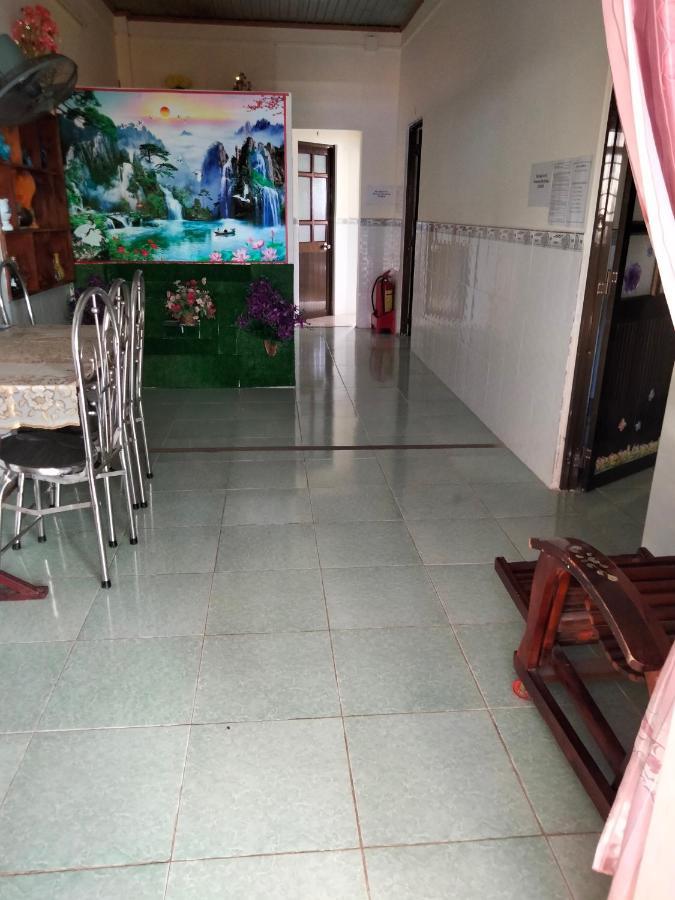 Bảo Hoàng HomeStay Chi Khu Co Ong Esterno foto