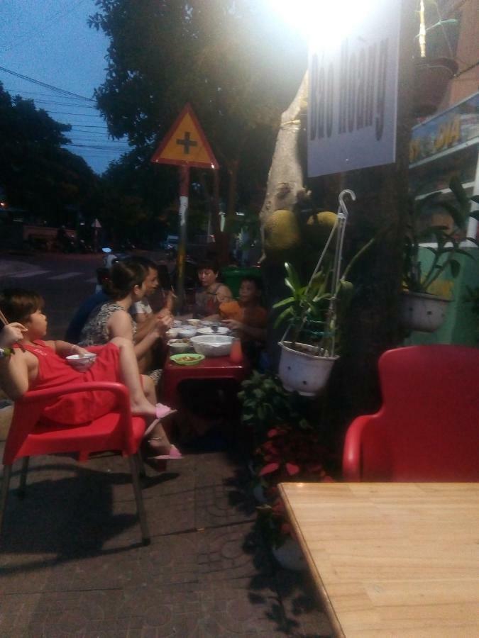 Bảo Hoàng HomeStay Chi Khu Co Ong Esterno foto