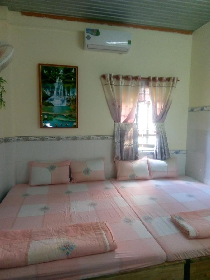 Bảo Hoàng HomeStay Chi Khu Co Ong Esterno foto